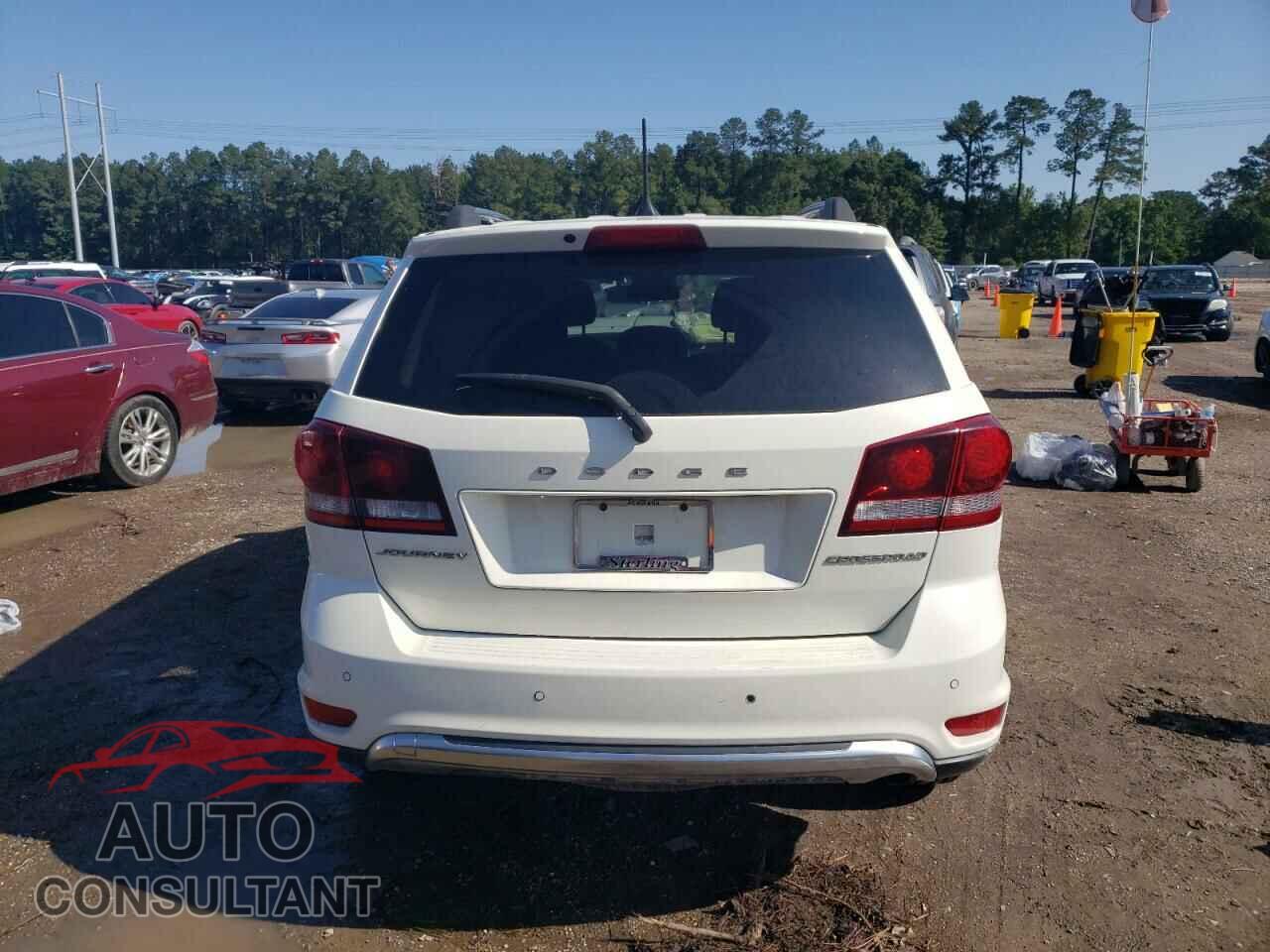 DODGE JOURNEY 2020 - 3C4PDCGB1LT220170