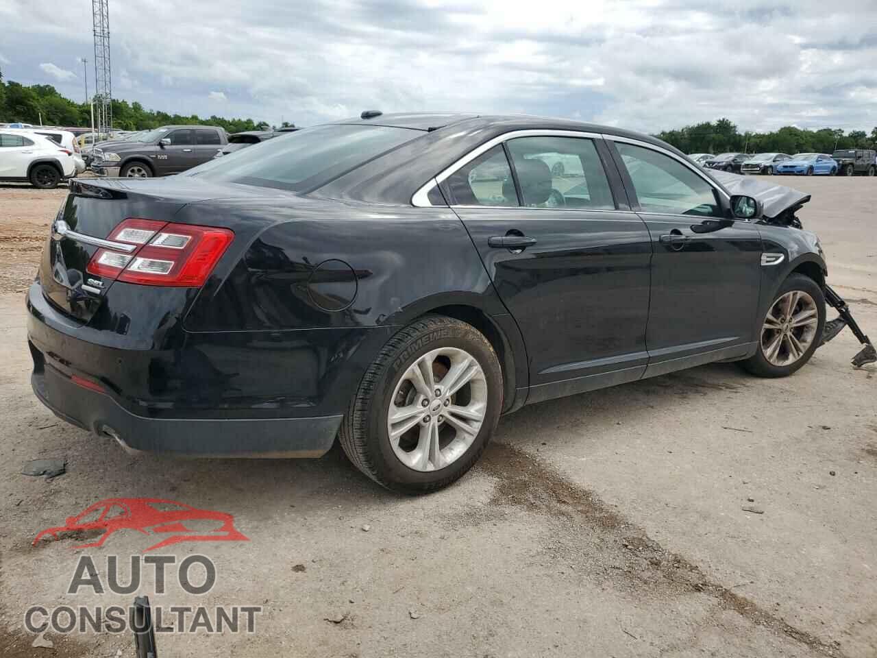FORD TAURUS 2016 - 1FAHP2E85GG116293