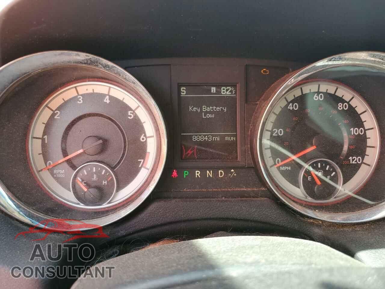 DODGE CARAVAN 2013 - 2C4RDGCG4DR820266
