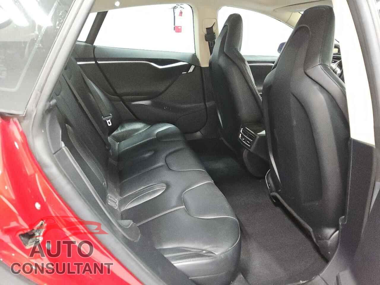 TESLA MODEL S 2013 - 5YJSA1DN0DFP08368