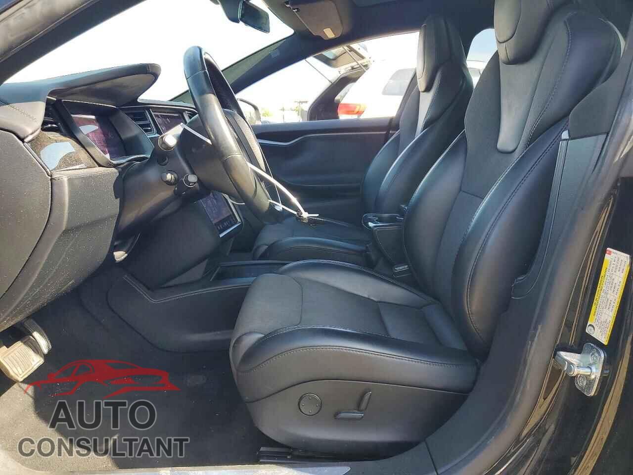 TESLA MODEL S 2018 - 5YJSA1E29JF261670