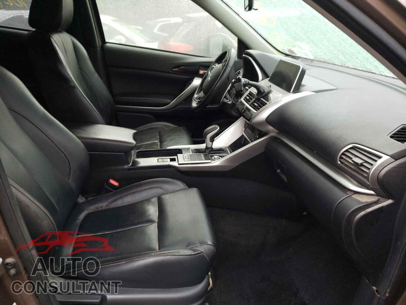 MITSUBISHI ECLIPSE 2019 - JA4AT5AA0KZ002467