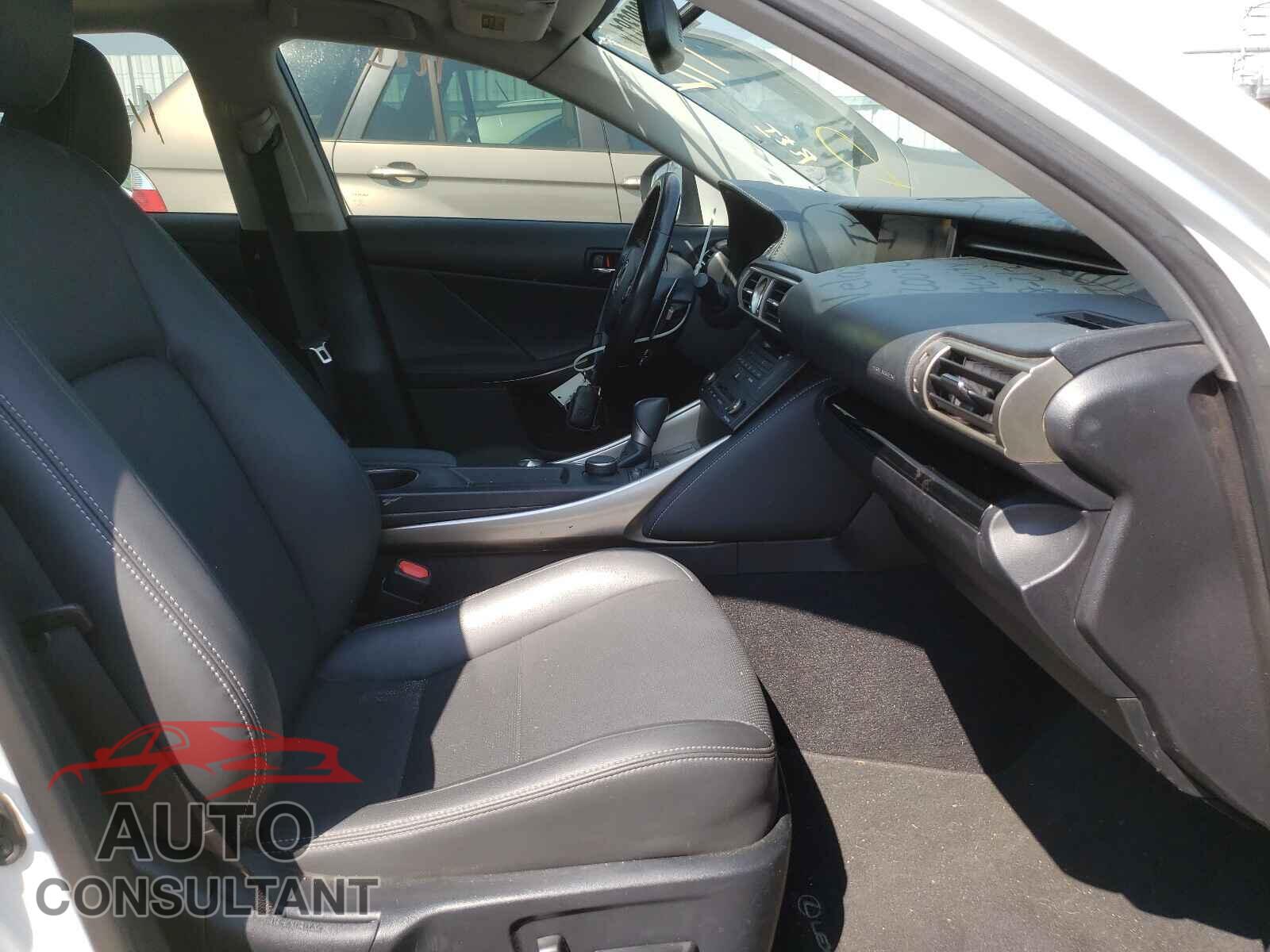 LEXUS IS 2016 - JTHCM1D23G5007197