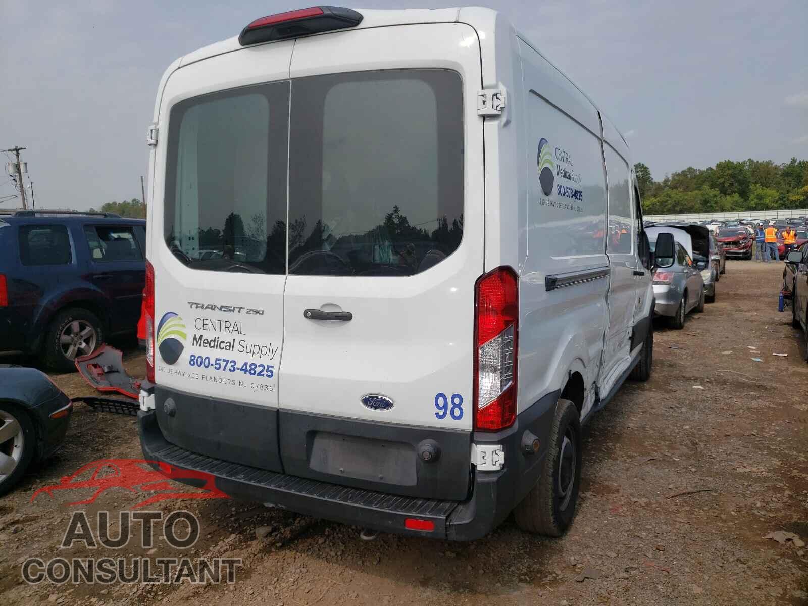 FORD TRANSIT CO 2019 - 1FTYR2CM7KKB08044