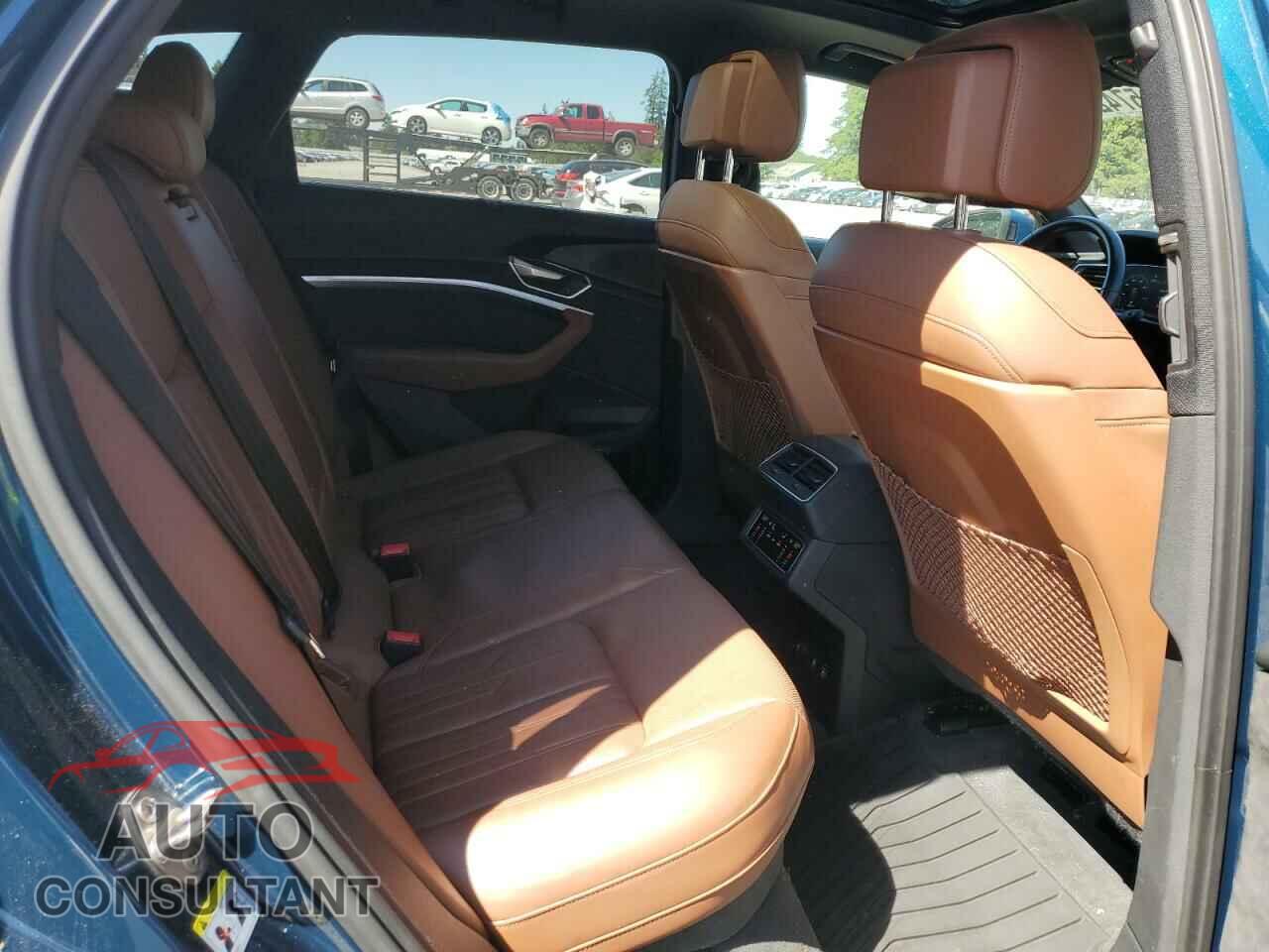 AUDI E-TRON 2019 - WA1VAAGE3KB021940