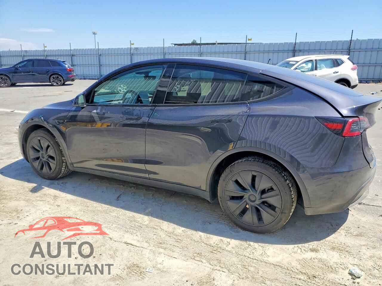 TESLA MODEL Y 2024 - 7SAYGDEE4RF117768