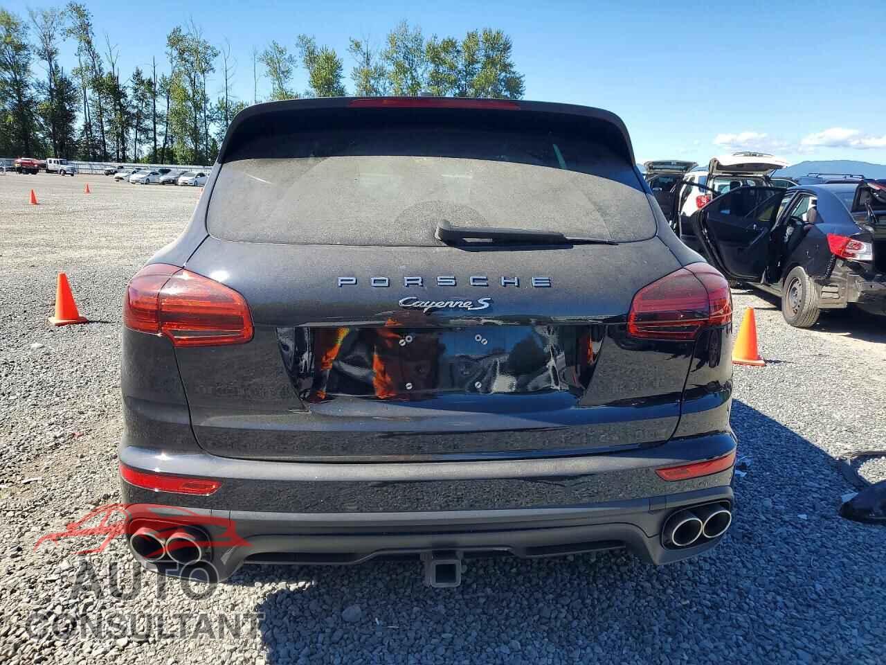 PORSCHE CAYENNE 2015 - WP1AB2A28FLA56641