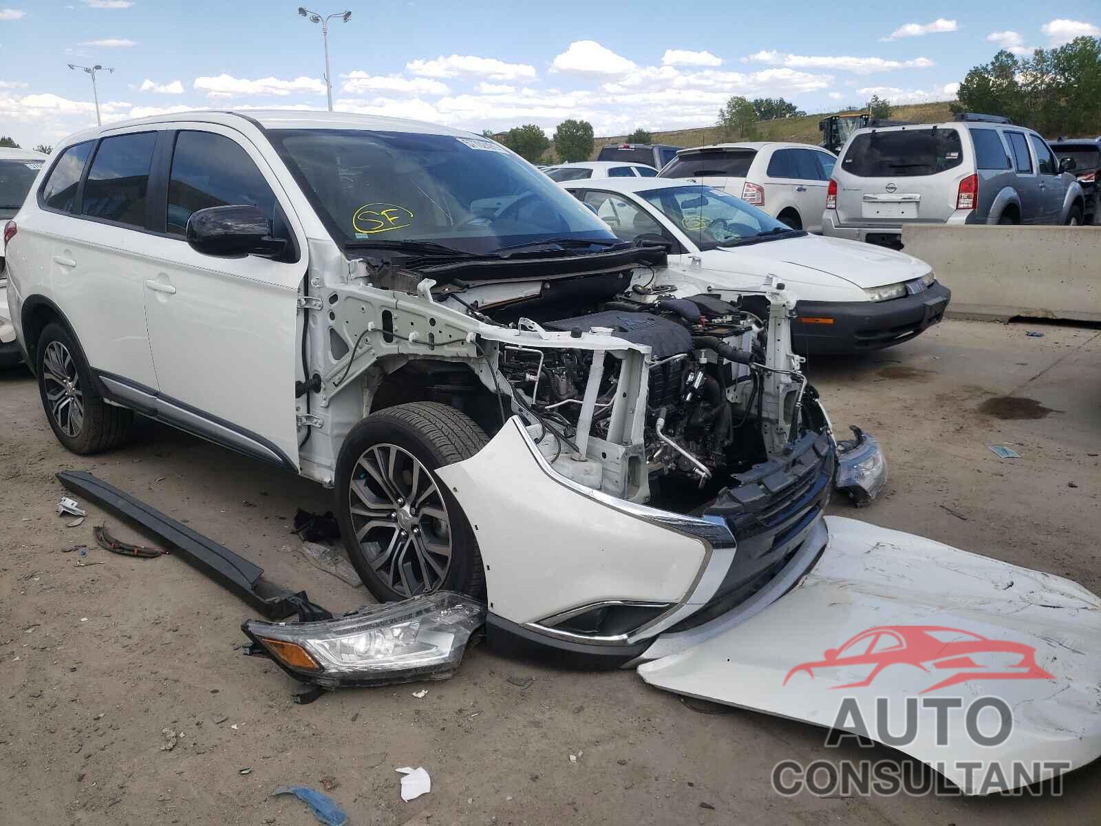 MITSUBISHI OUTLANDER 2018 - JA4AZ2A38JZ006392