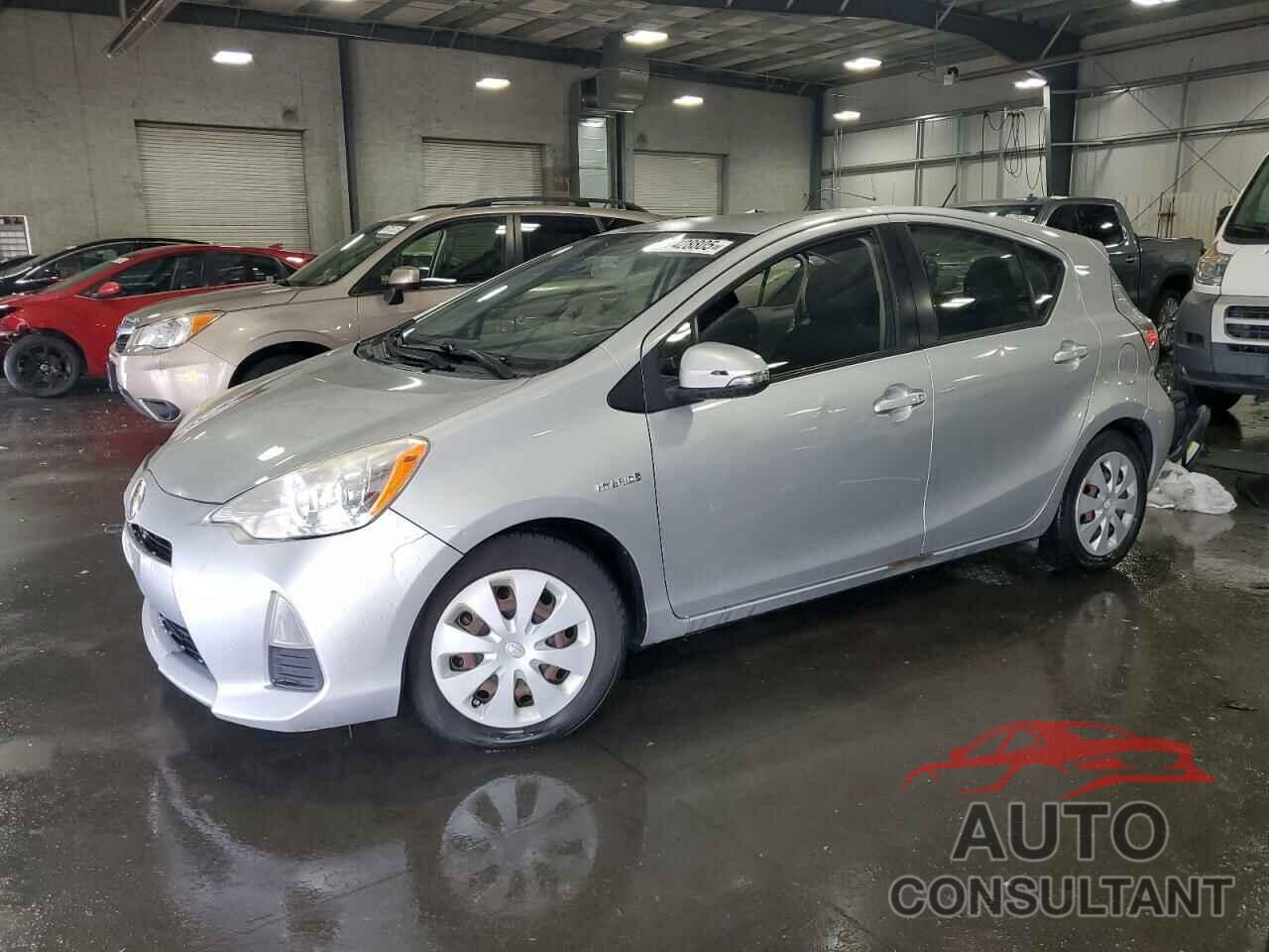 TOYOTA PRIUS 2013 - JTDKDTB33D1530940