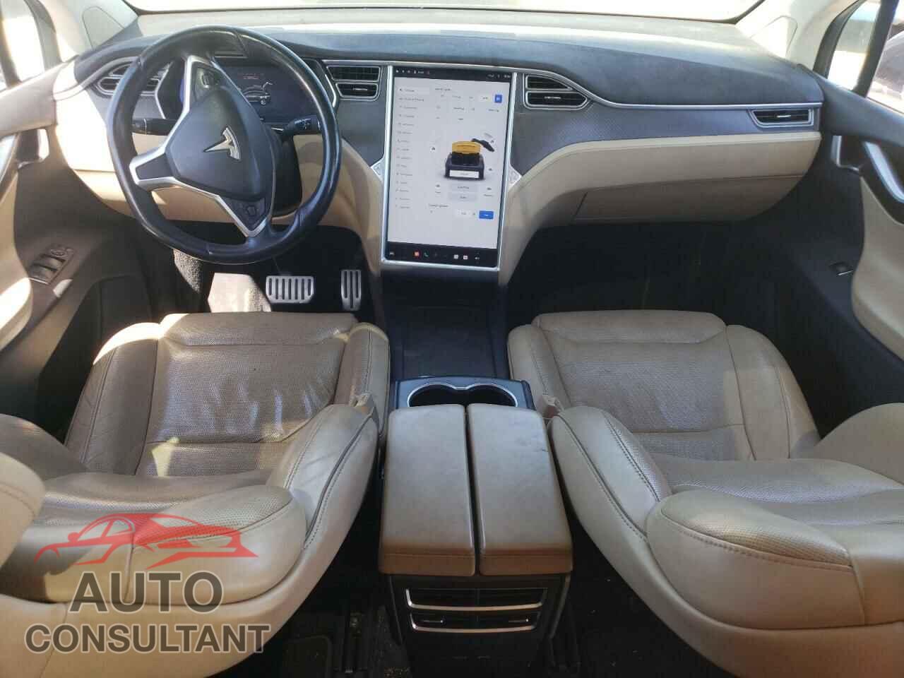 TESLA MODEL X 2016 - 5YJXCAE42GF001086
