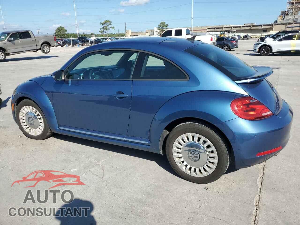 VOLKSWAGEN BEETLE 2016 - 3VWJ07AT9GM618962