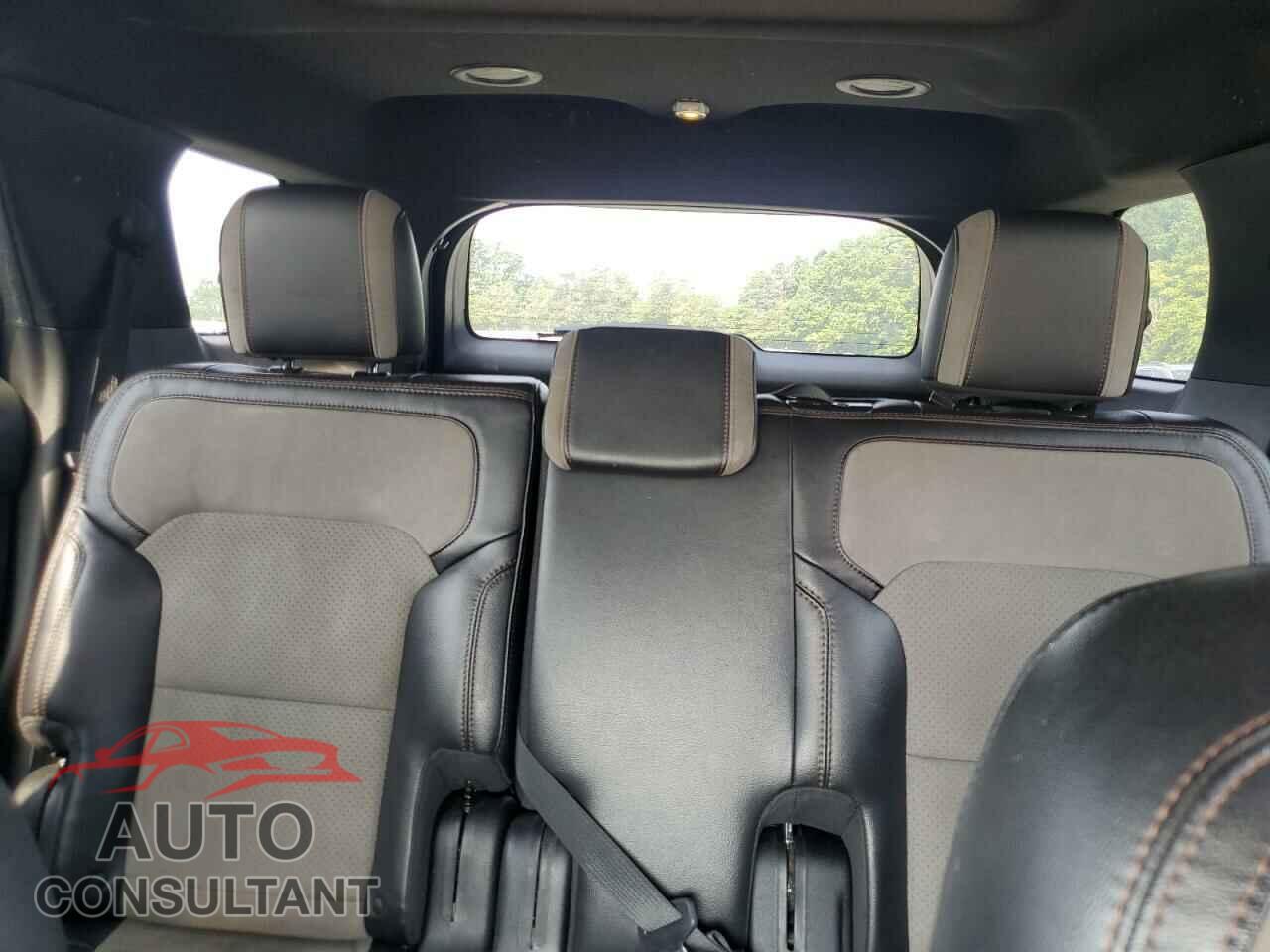 FORD EXPLORER 2017 - 1FM5K8D8XHGD33836