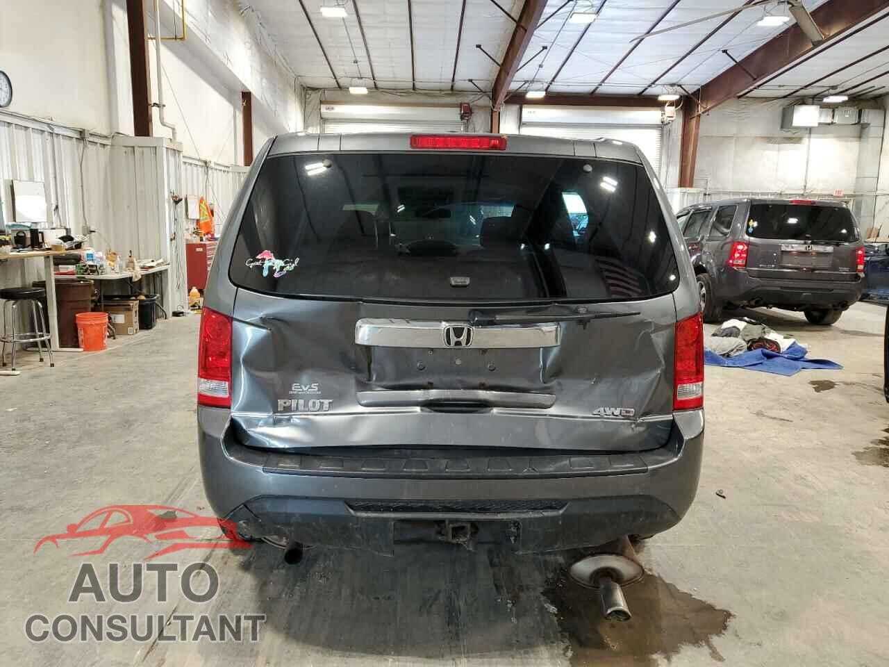 HONDA PILOT 2013 - 5FNYF4H56DB066603