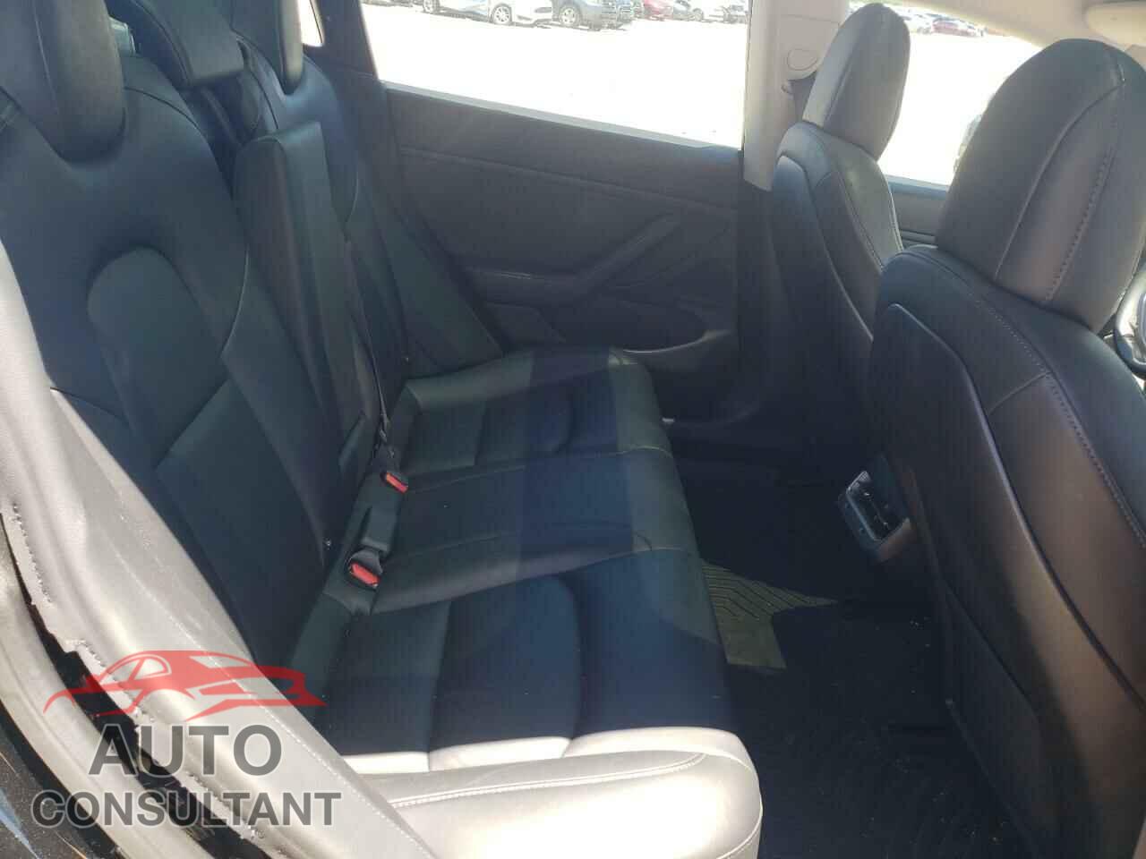 TESLA MODEL 3 2018 - 5YJ3E1EA2JF135814