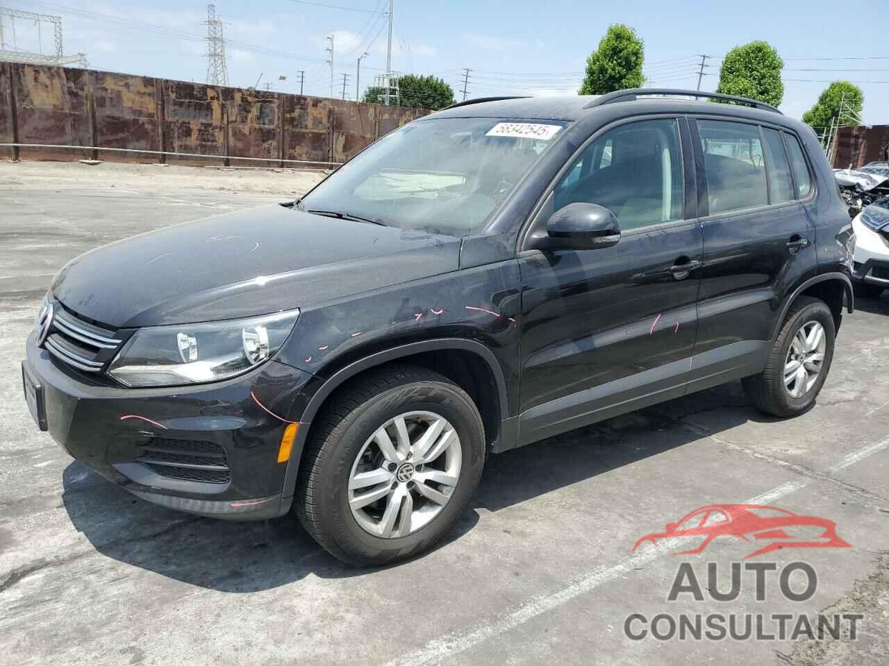 VOLKSWAGEN TIGUAN 2017 - WVGAV7AX1HK012955