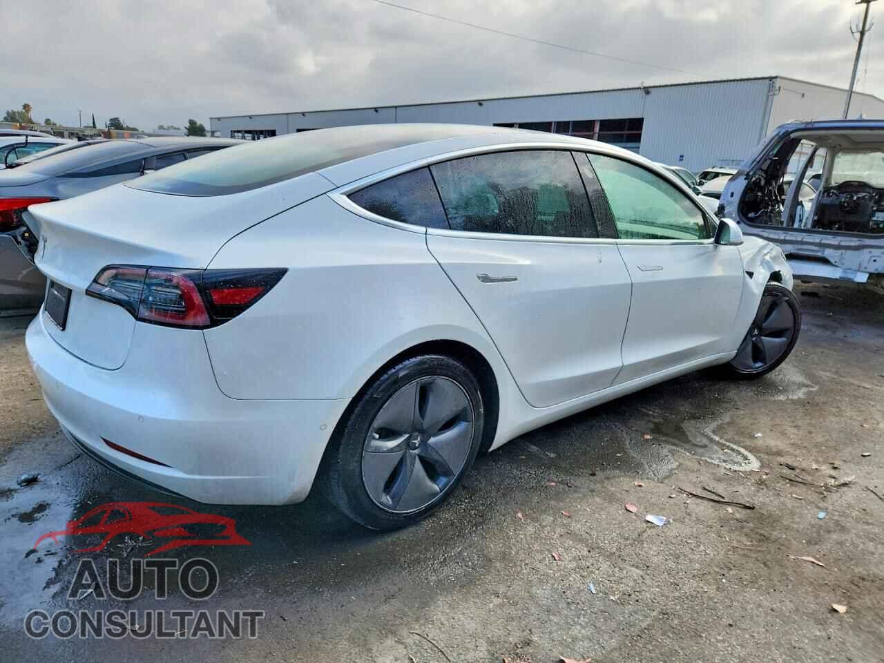 TESLA MODEL 3 2019 - 5YJ3E1EA7KF401491