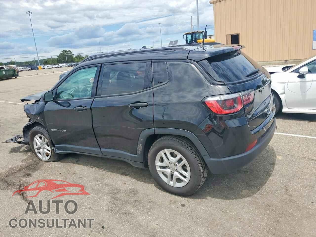 JEEP COMPASS 2018 - 3C4NJCAB4JT105438