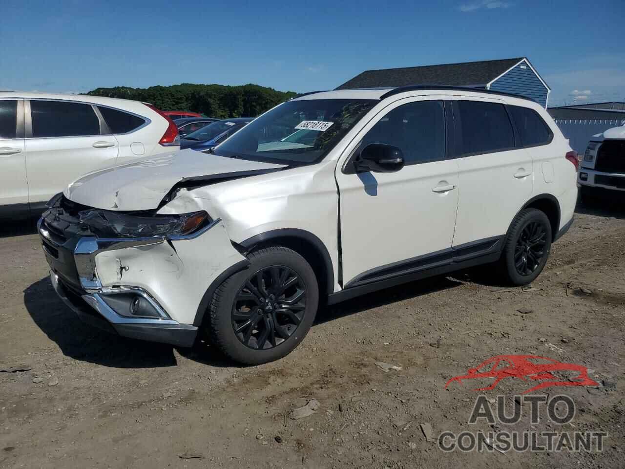 MITSUBISHI OUTLANDER 2018 - JA4AZ3A38JZ033405