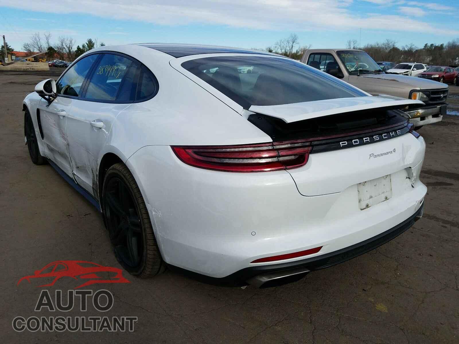 PORSCHE PANAMERA 2018 - WP0AA2A76JL111063