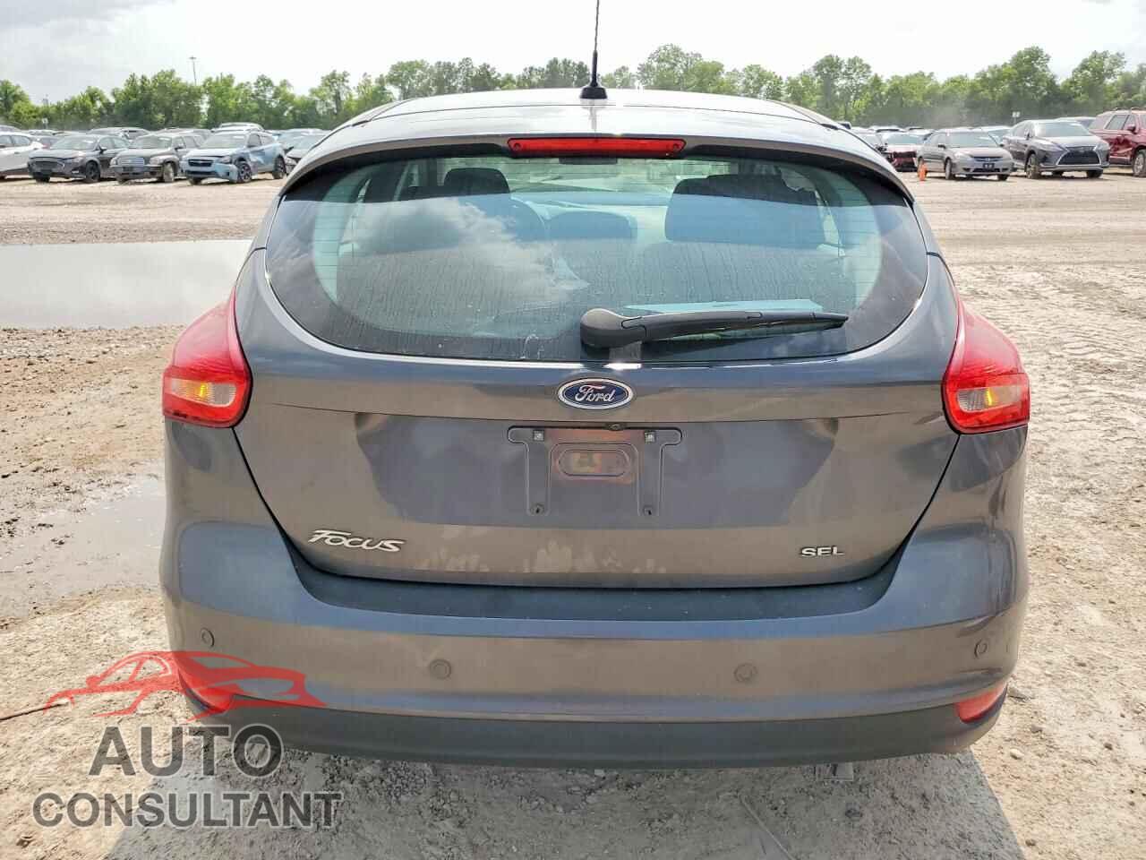 FORD FOCUS 2017 - 1FADP3M26HL346970