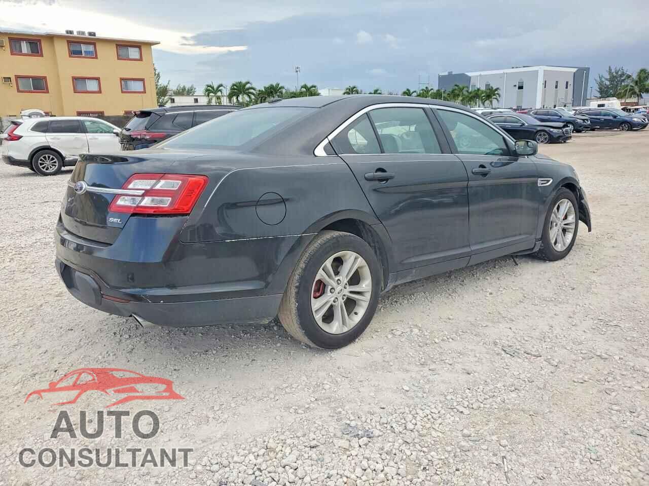 FORD TAURUS 2013 - 1FAHP2E88DG125968