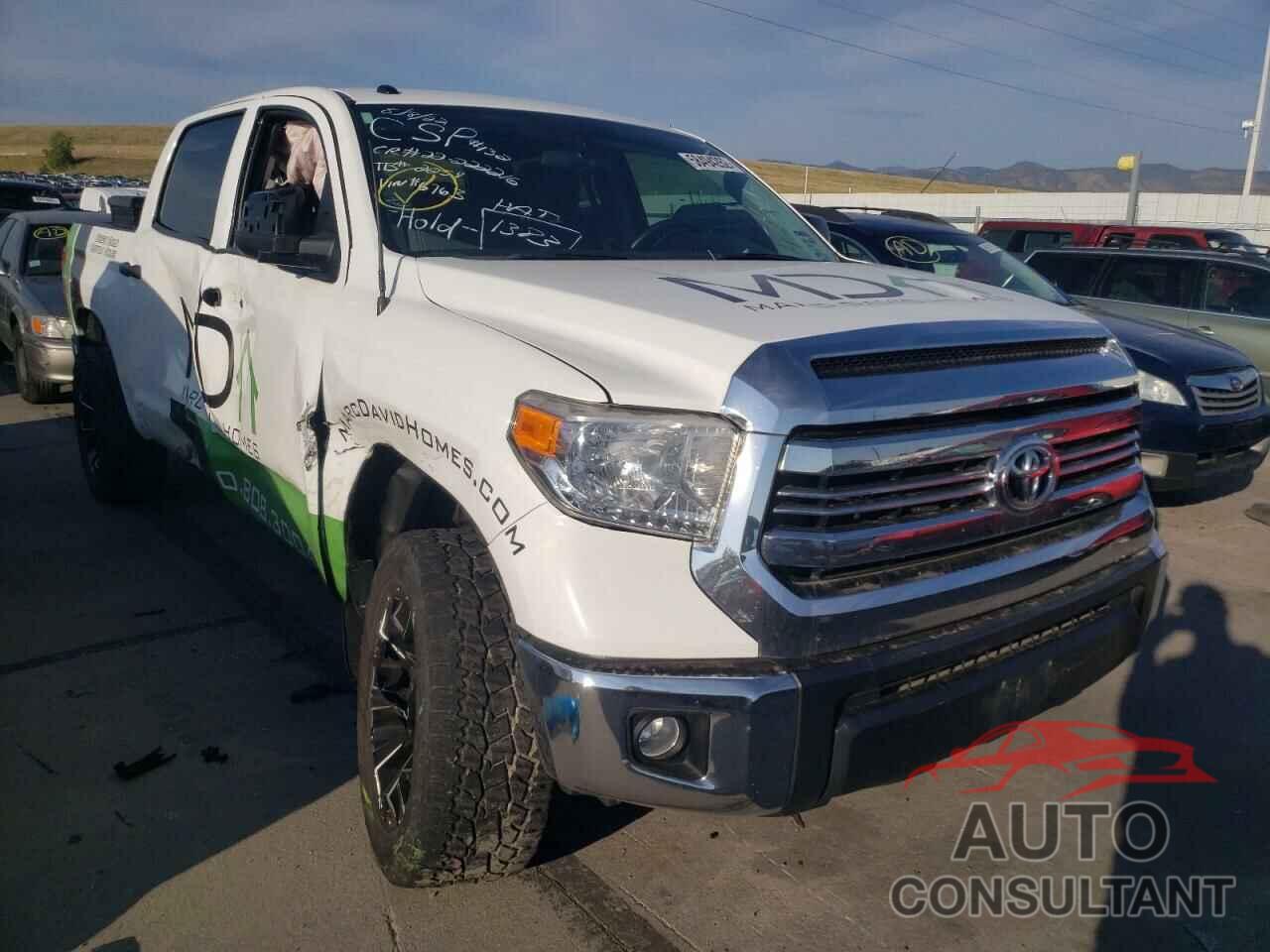 TOYOTA TUNDRA 2017 - 5TFDW5F17HX616763