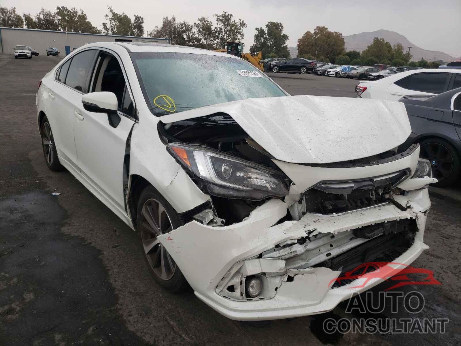 SUBARU LEGACY 2019 - 4S3BNAN65K3036846