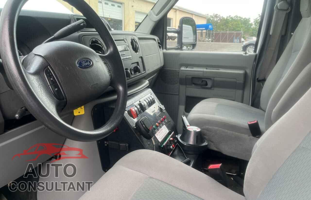 FORD ECONOLINE 2016 - 1FDWE3FS0GDC09484