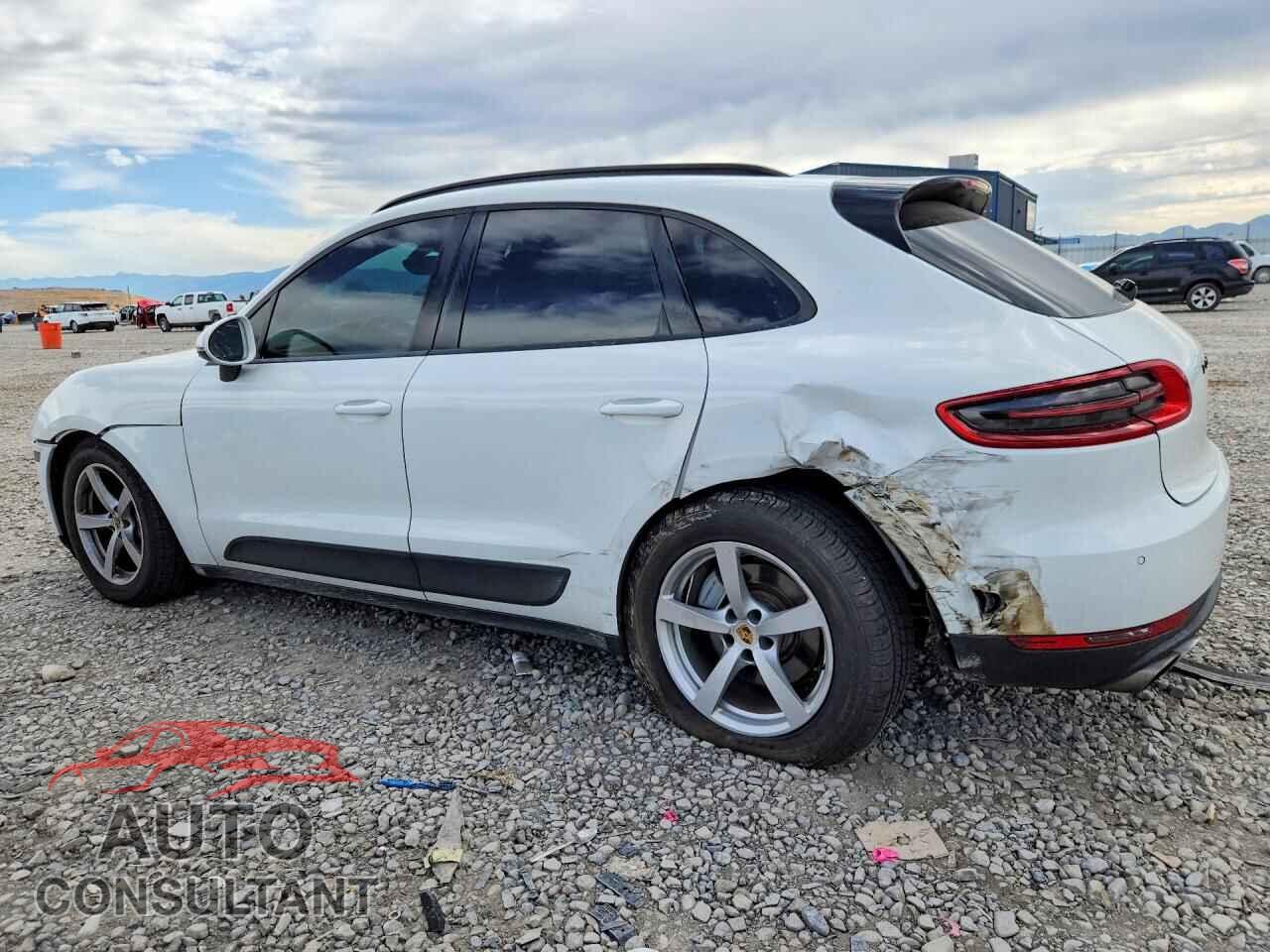 PORSCHE MACAN 2015 - WP1AB2A56FLB43013