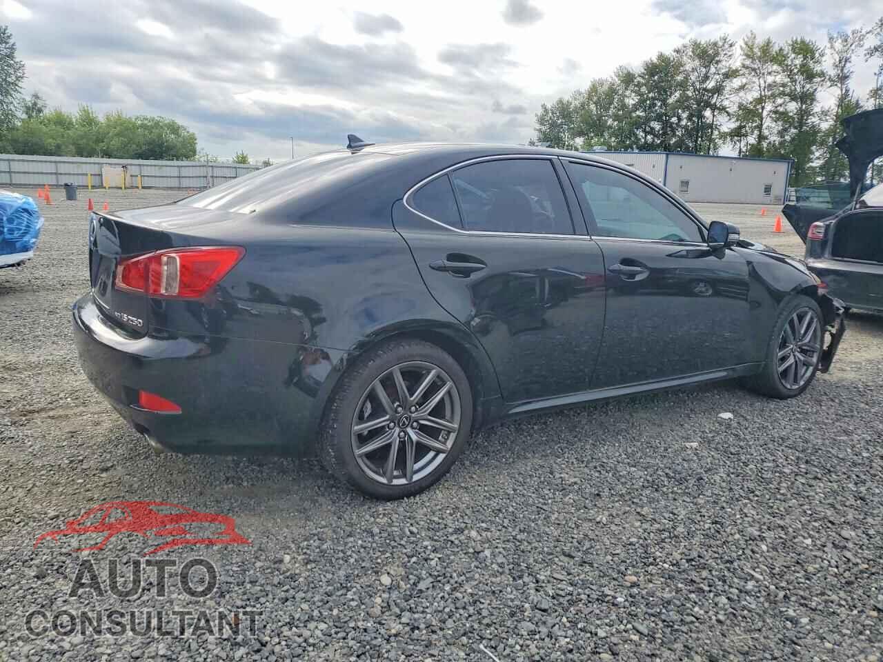 LEXUS IS 2013 - JTHCF5C26D5062872