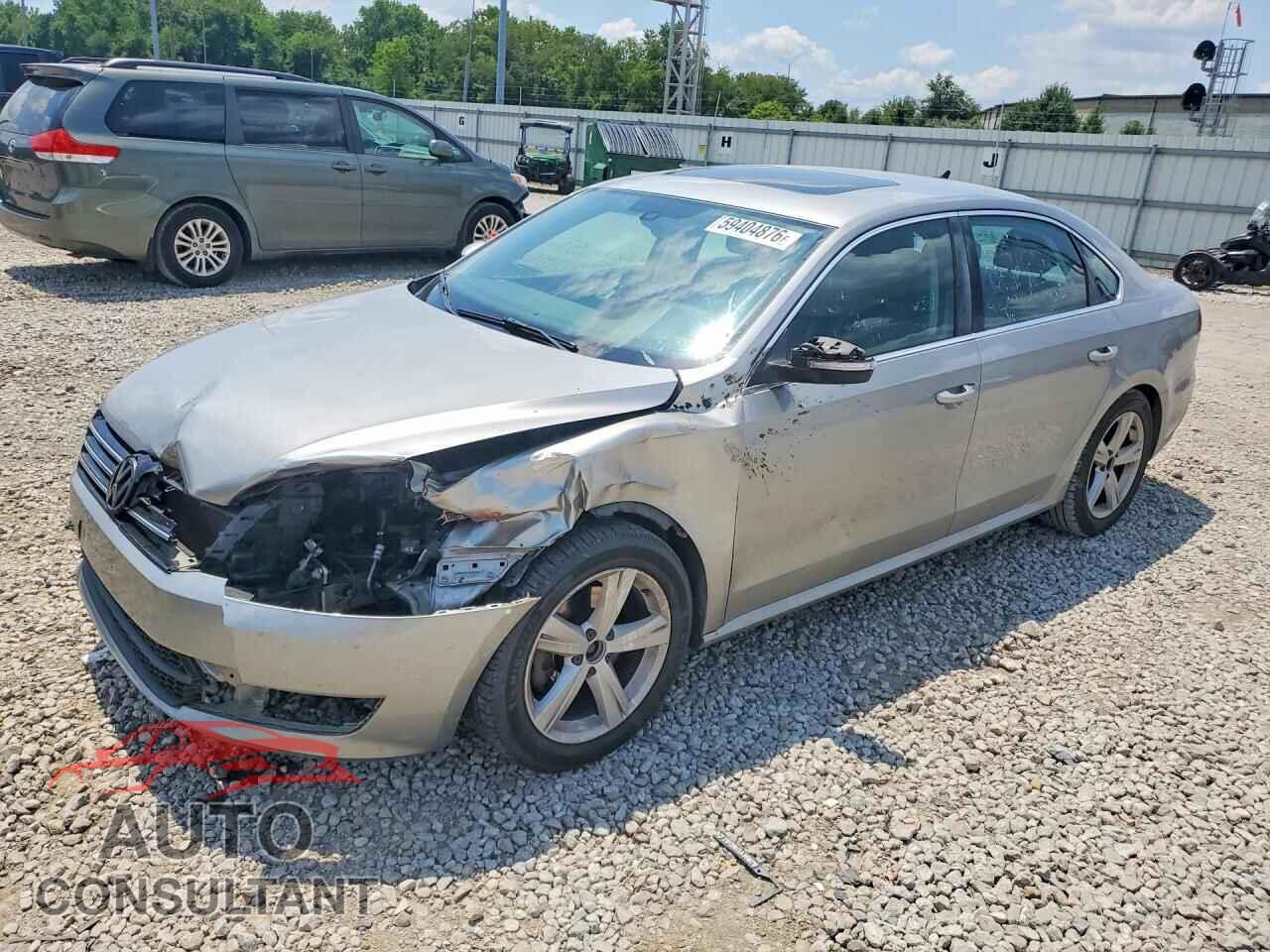 VOLKSWAGEN PASSAT 2013 - 1VWBP7A37DC017076