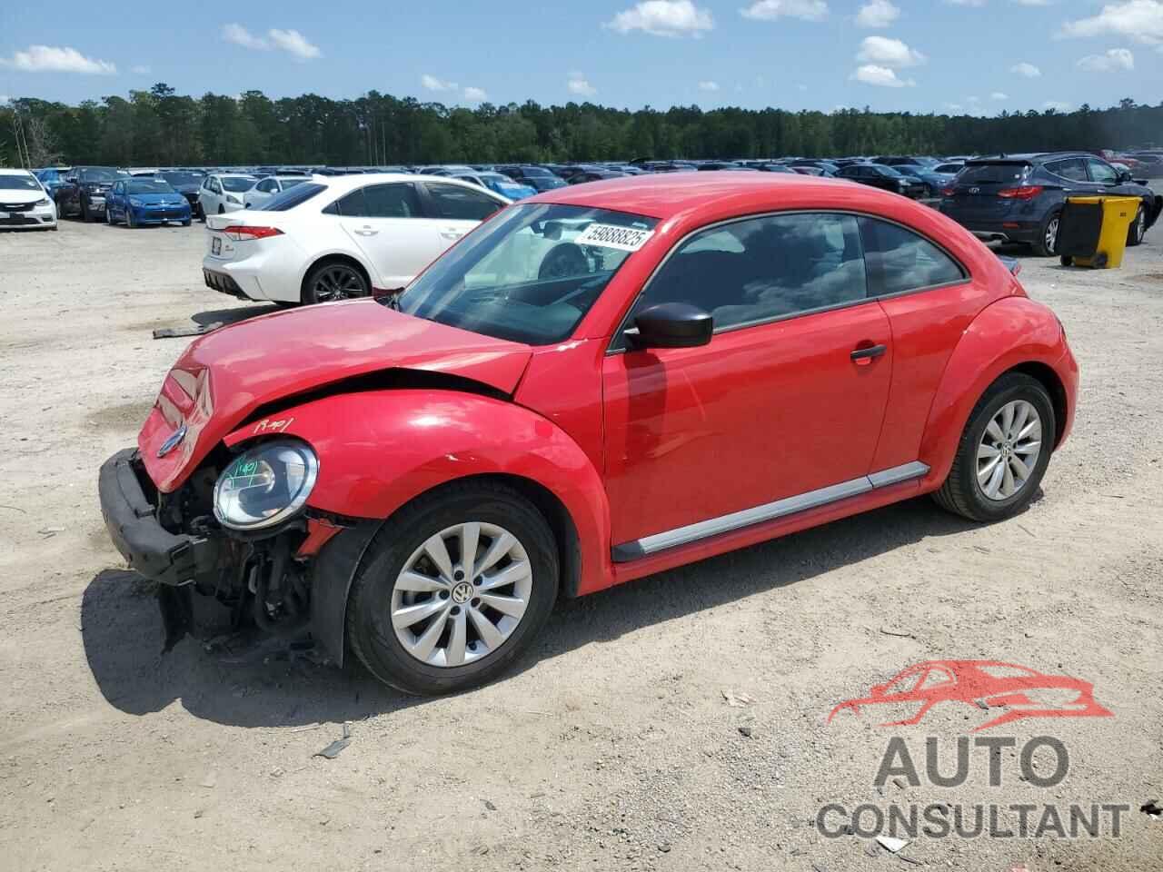 VOLKSWAGEN BEETLE 2018 - 3VWFD7AT7JM711691