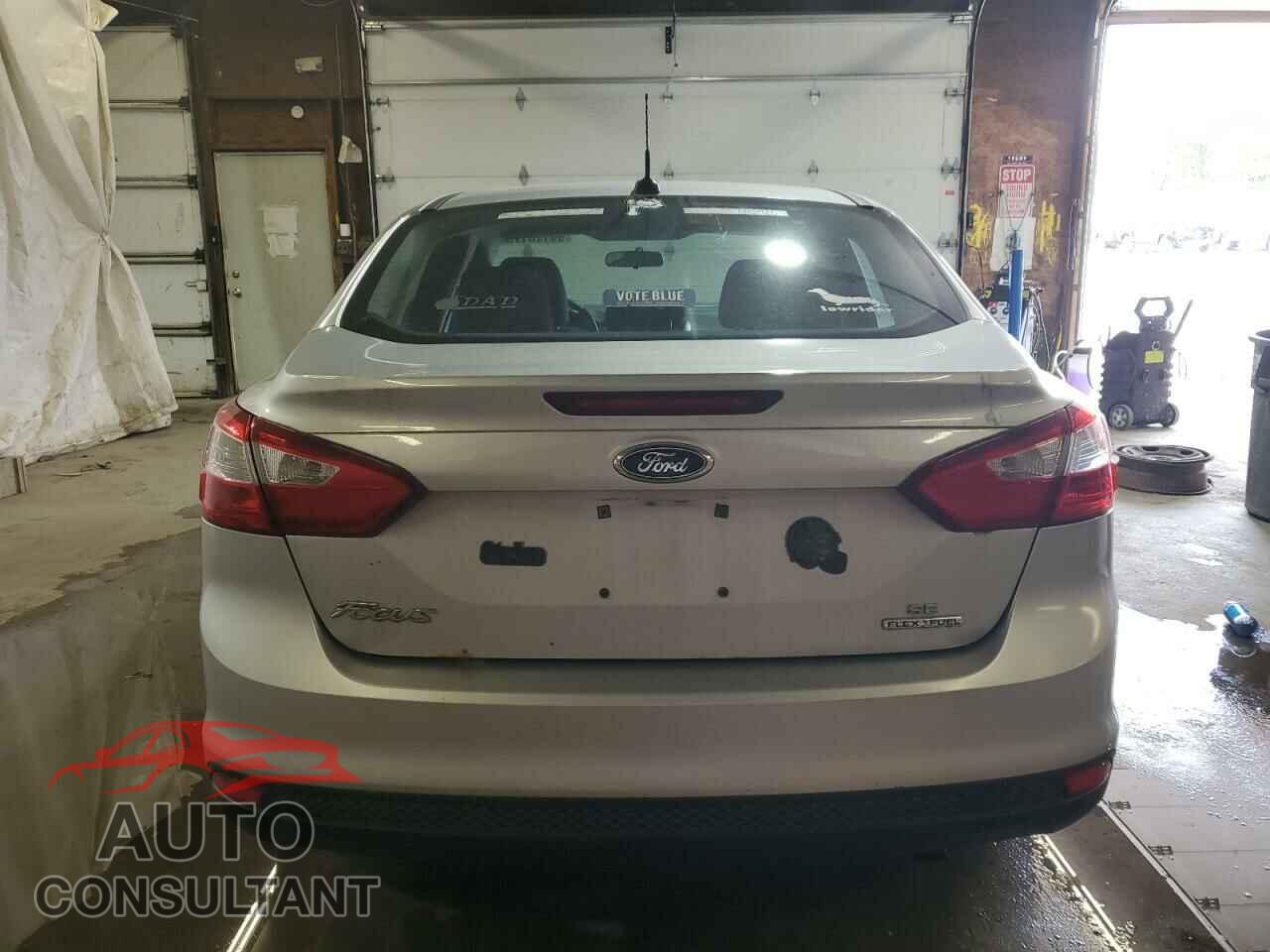 FORD FOCUS 2013 - 1FADP3F28DL117956