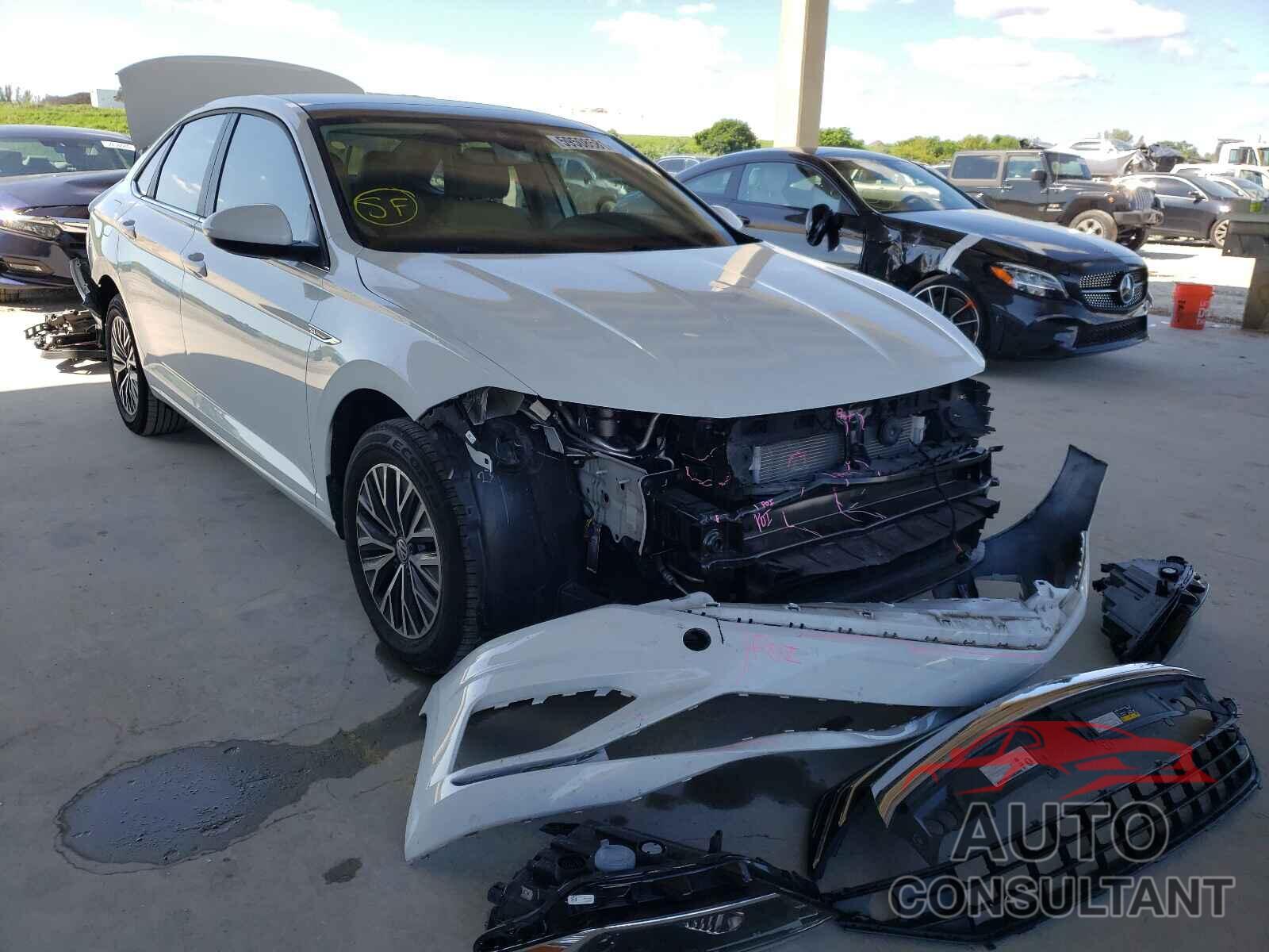 VOLKSWAGEN JETTA 2019 - 3VWE57BUXKM190175