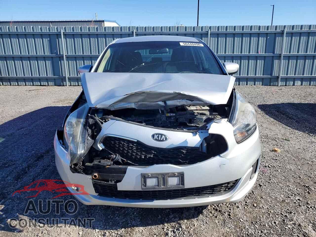 KIA RONDO 2016 - KNAHT8A34G7130685