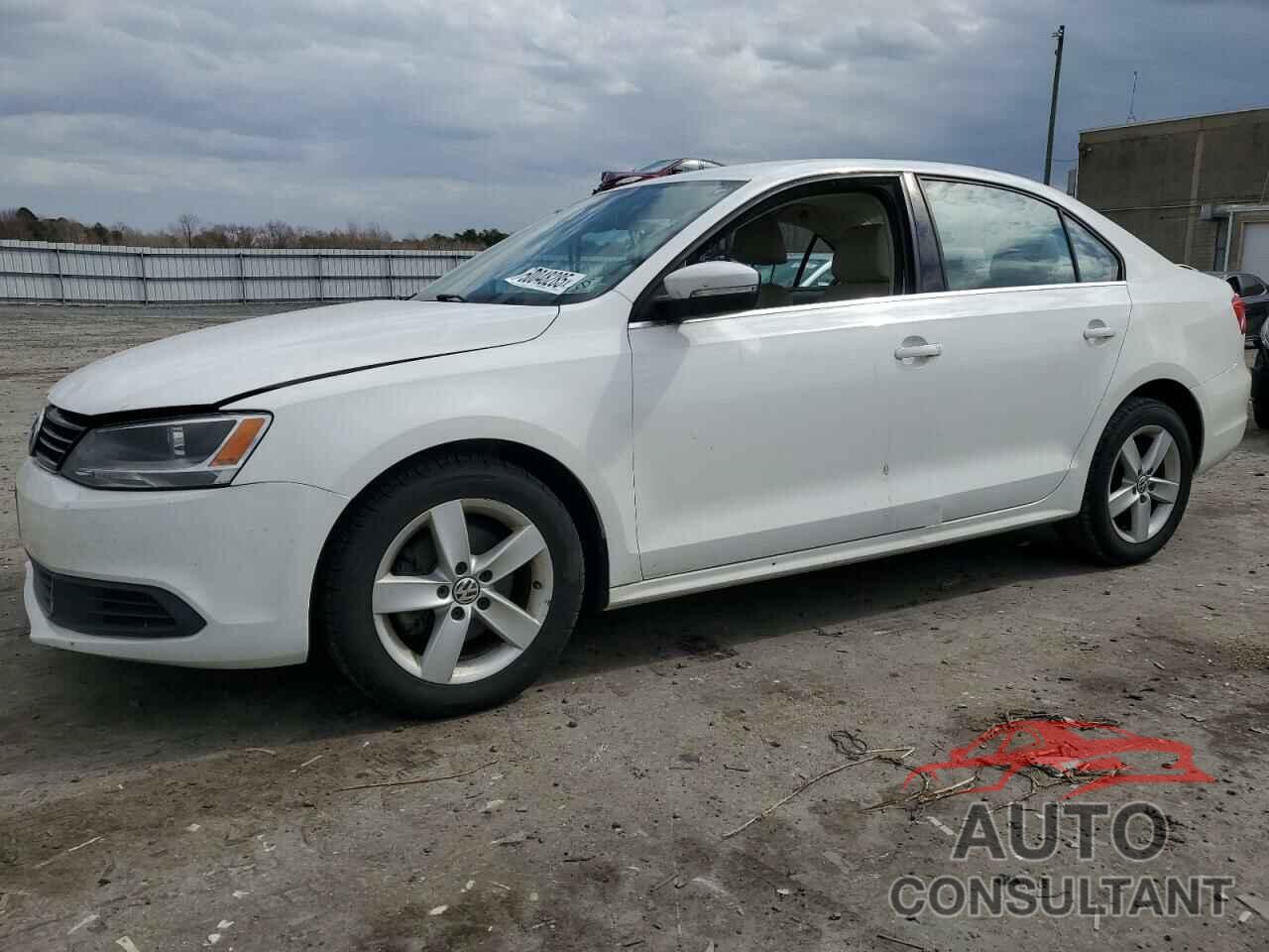VOLKSWAGEN JETTA 2013 - 3VWLL7AJXDM402595