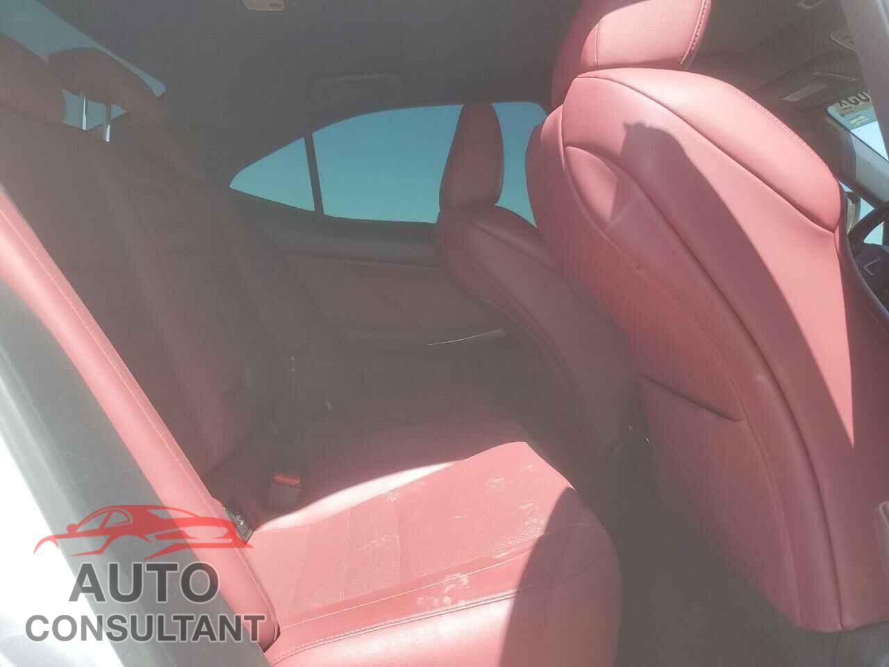 LEXUS IS 2016 - JTHBA1D26G5007148