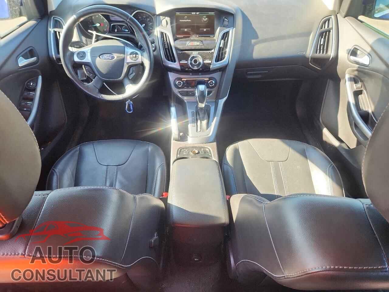 FORD FOCUS 2013 - 1FADP3N28DL224541