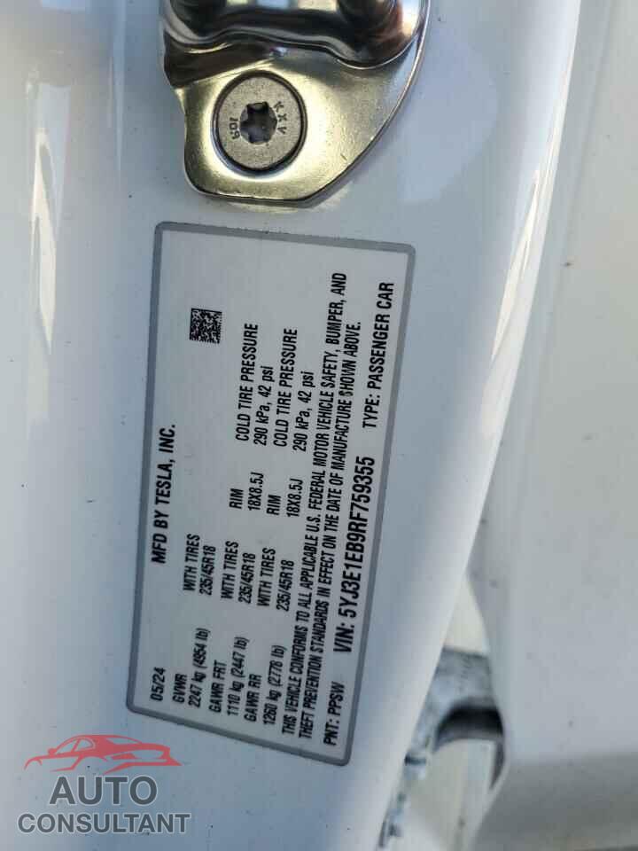 TESLA MODEL 3 2024 - 5YJ3E1EB9RF759355
