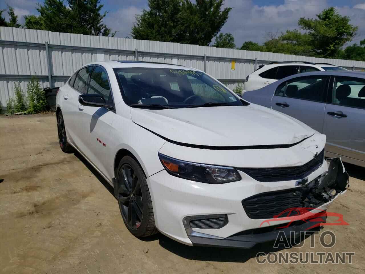 CHEVROLET MALIBU 2018 - 1G1ZD5ST1JF243873
