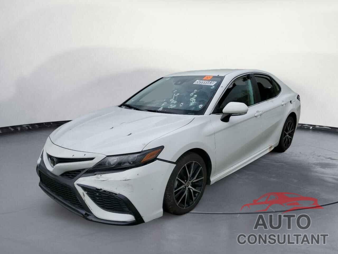 TOYOTA CAMRY 2022 - 4T1G11AK8NU673423