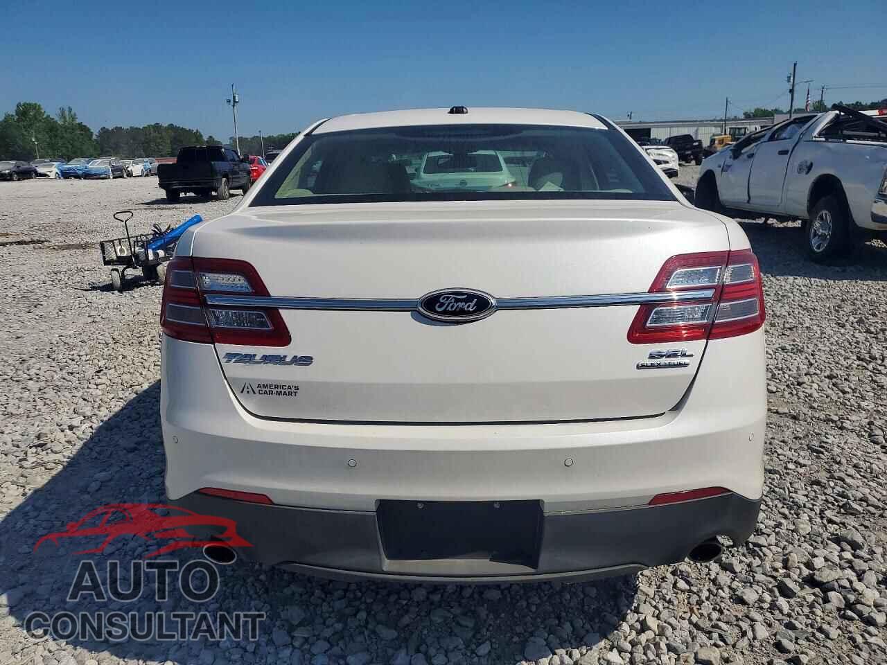 FORD TAURUS 2013 - 1FAHP2E89DG192157
