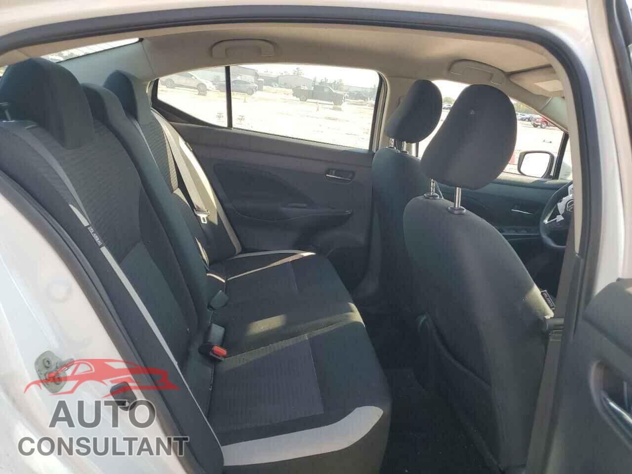NISSAN VERSA 2021 - 3N1CN8EV5ML879413