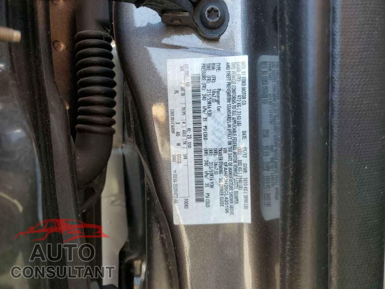 FORD FOCUS 2012 - 1FAHP3H26CL420196