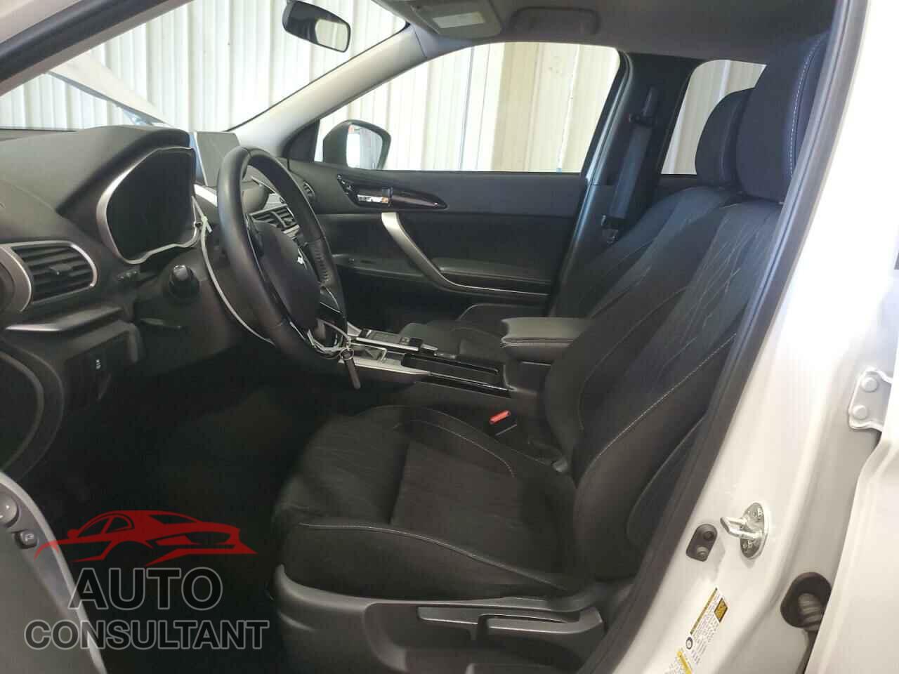 MITSUBISHI ECLIPSE 2019 - JA4AT5AA2KZ048334
