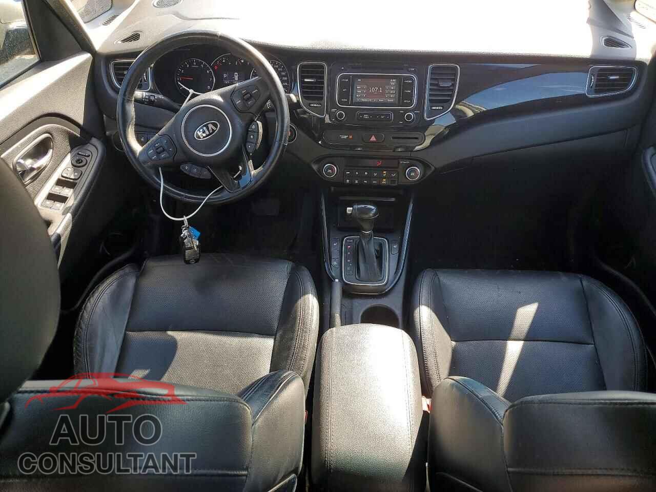 KIA RONDO 2014 - KNAHU8A33E7046187