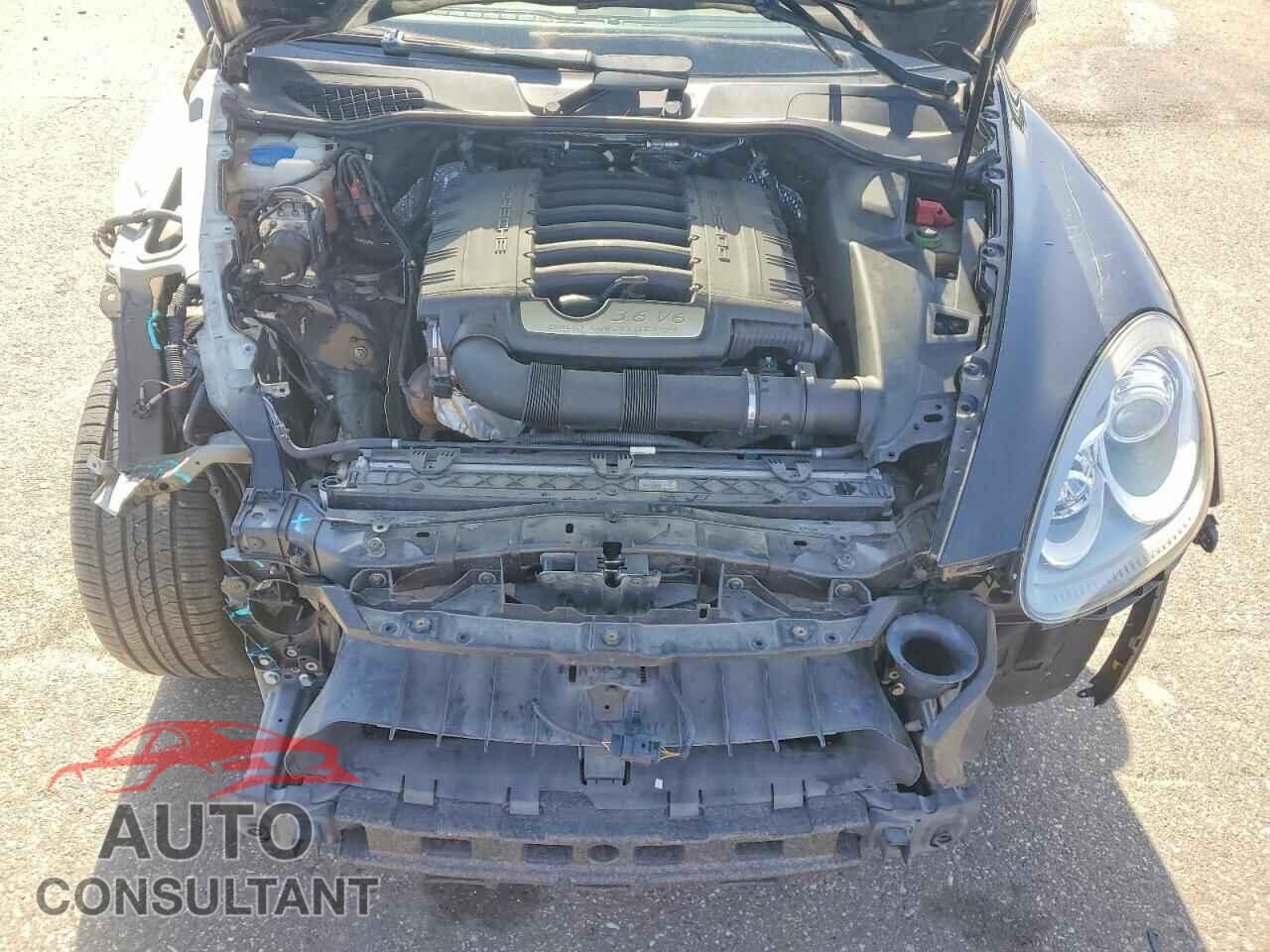 PORSCHE CAYENNE 2012 - WP1AA2A24CLA02624