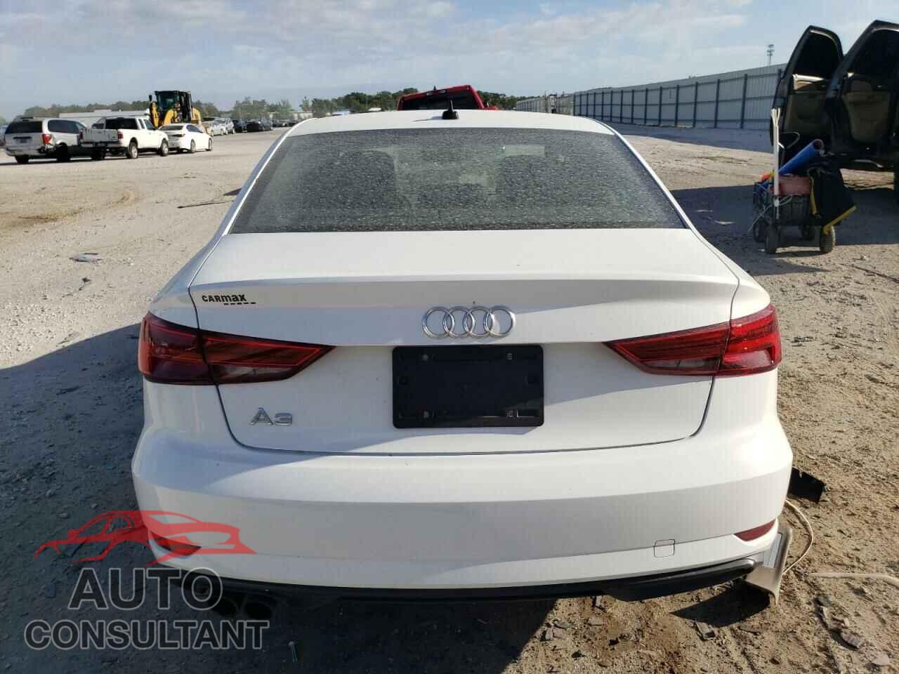 AUDI A3 2020 - WAUAUGFFXLA005912