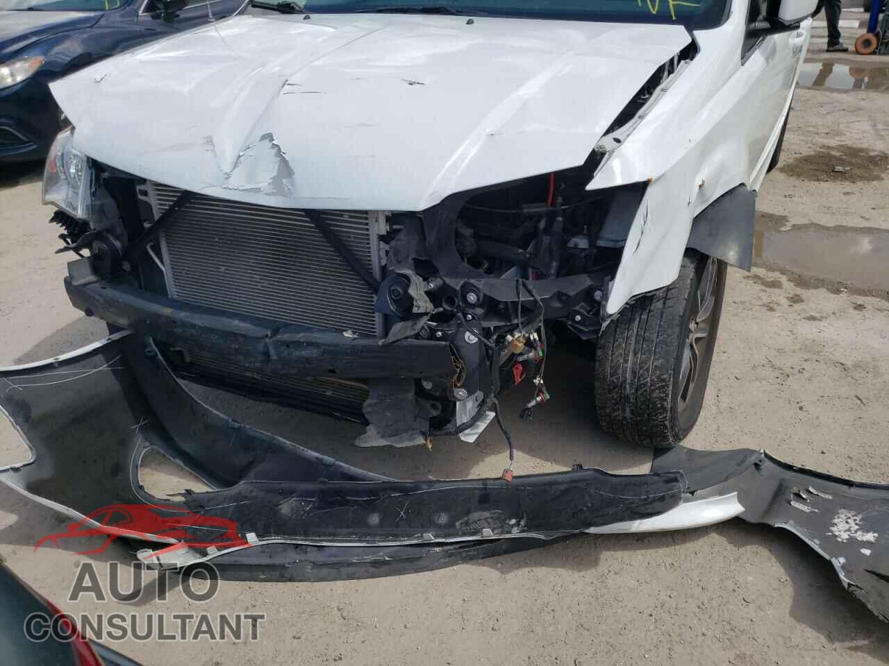 DODGE GRAND CARA 2017 - 2C4RDGCG9HR841975