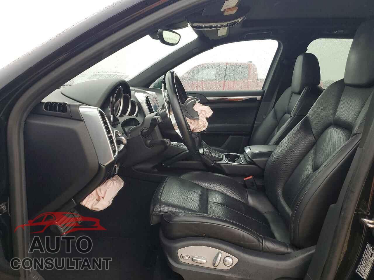 PORSCHE CAYENNE 2017 - WP1AB2A24HLA51083